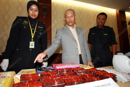 KL28_10022012_DADAH