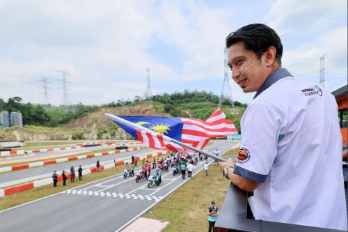 ADAM ADLI ABDUL HALIM