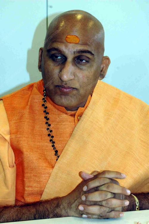 SWAMI AVDHESHANAND