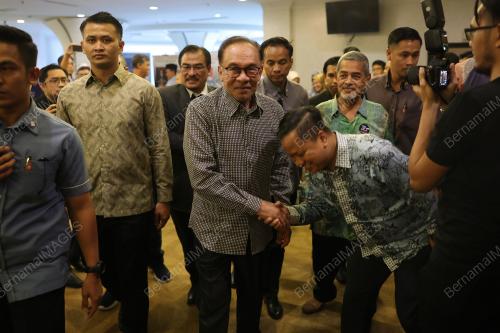 DATUK SERI ANWAR IBRAHIM