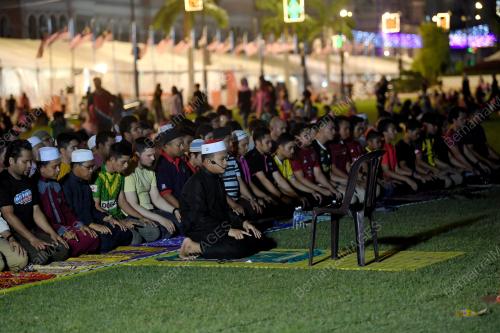 KL28_11052019_IFTAR_BN201905079054