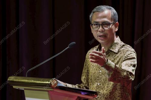 FAHMI FADZIL