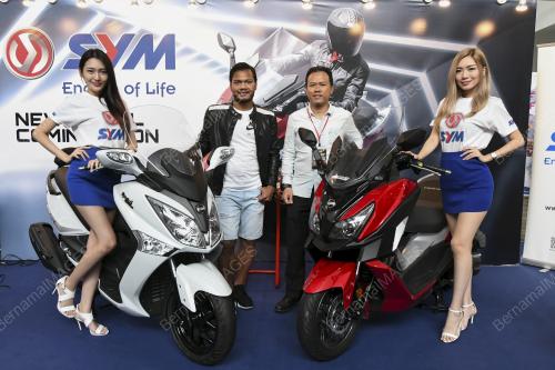 KL28_11112017_SYM_BN201711020253