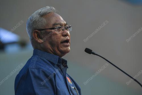 TAN SRI NOH OMAR
