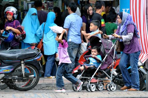 KL28_12082012_TINJAUAN