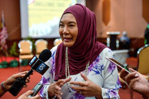 SENATOR DATUK RAS ADIBA RADZI
