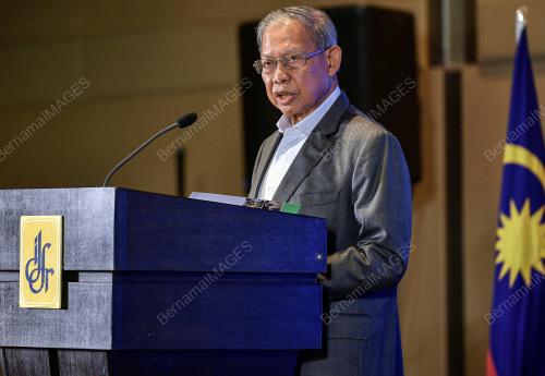 DATUK SERI MUSTAPA MOHAMED
