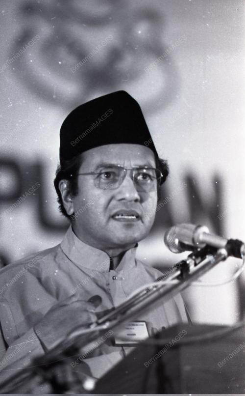 PERHIMPUNAN AGUNG UMNO