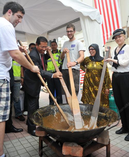 KL28_12092012_FESTIVAL
