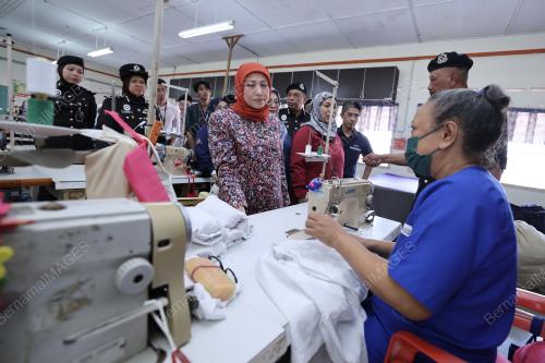 DATUK SERI NANCY SHUKRI