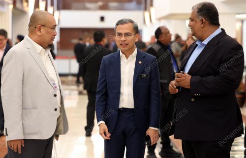 FAHMI FADZIL