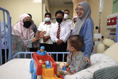 DATUK SERI DR WAN AZIZAH WAN ISMAIL