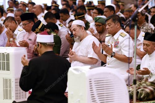 KL28_14092018_AGONG_BN201809137969