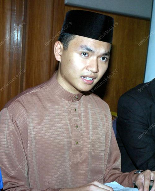 MOHD SAIFUL BUKHARI AZLAN