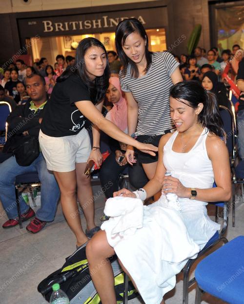 KL28_15092012_SQUASH