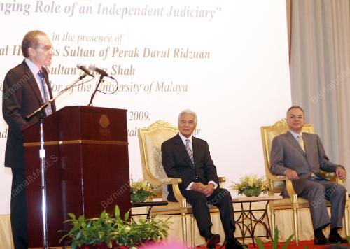 SULTAN AZLAN