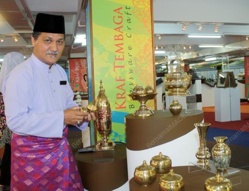 REKAAN KRAF TRADISIONAL