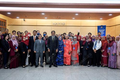 KHAIRY JAMALUDDIN