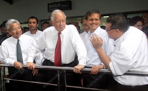 MOHD NAJIB TUN ABDUL RAZAK