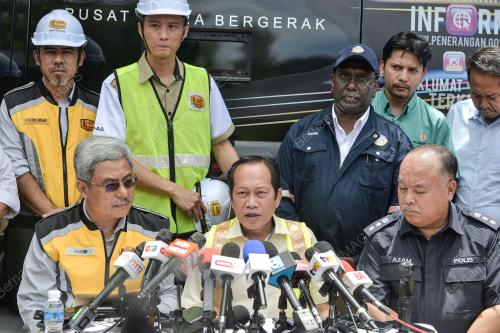 DATUK SERI AHMAD MASLAN