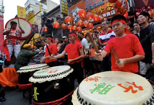KL28_17022013_DRUMMING