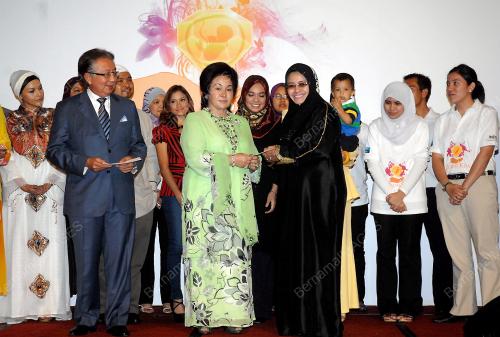 ROSMAH MANSOR