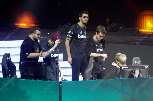 KL28_17112018_KL_MAJOR_BN201811113369