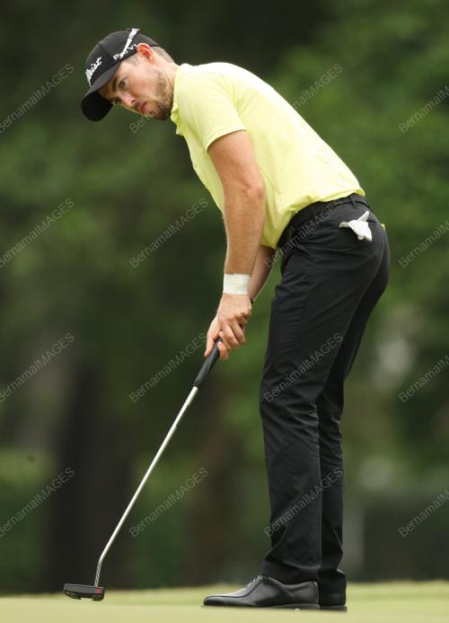 KL28_18022016_GOLF_MAYBANK