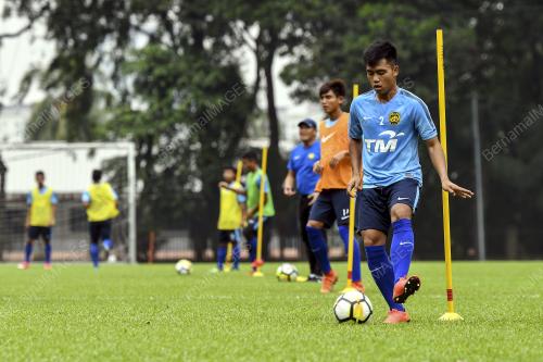 KL28_18032018_SKUADB21_BN201803172240