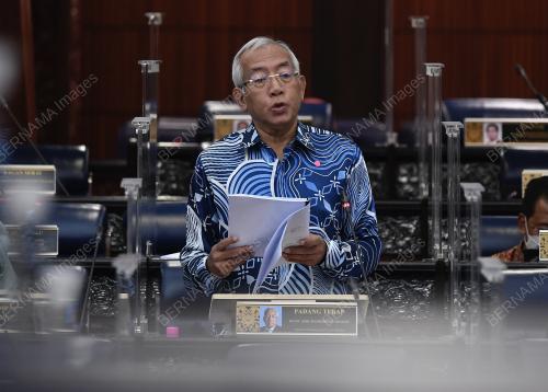 DATUK SERI MAHDZIR KHALID
