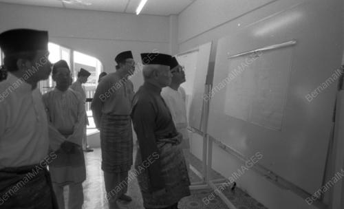 KL28_19012015_AGONG_MASJID