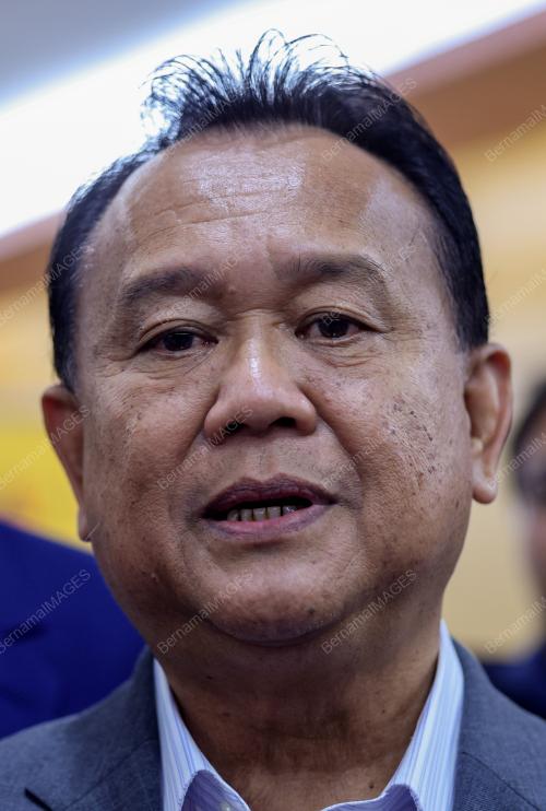 DATUK SERI ALEXANDER NANTA LINGGI