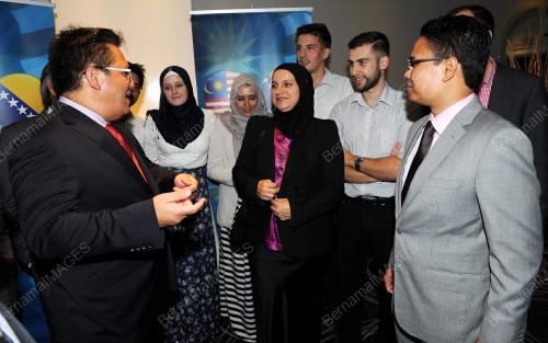KL28_19102015_MBBC
