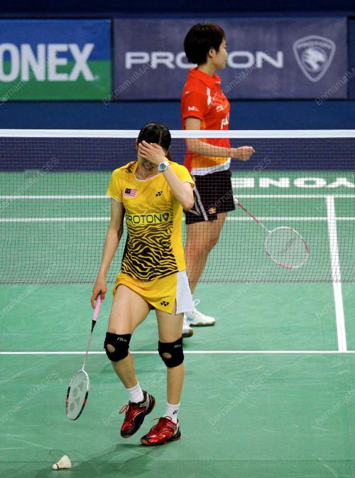 KL28_20012011_PMOS_WONG