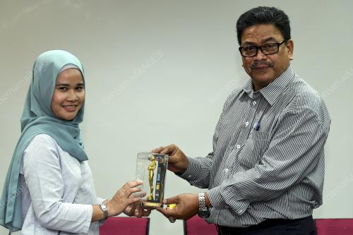 KL28_20122017_ANUGERAH_BN201712194483