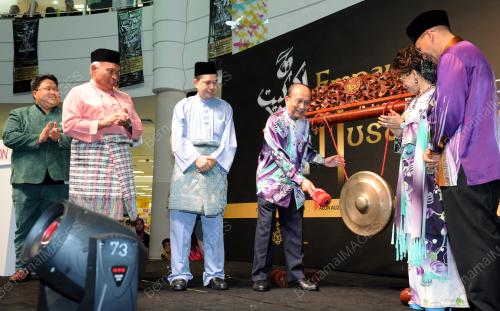 KL28_21092014_RAIS