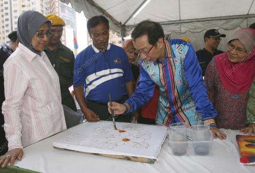 TAN SRI DR KOH TSU KOON