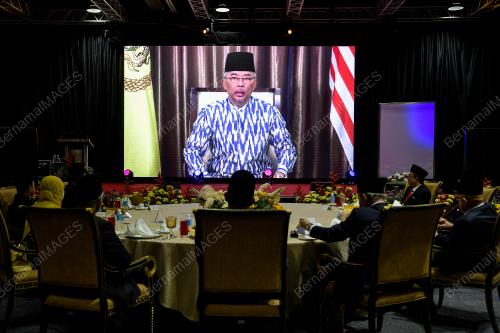 AL-SULTAN ABDULLAH RI'AYATUDDIN AL-MUSTAFA BILLAH SHAH