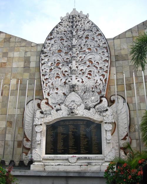 KL28_24022011_BALI