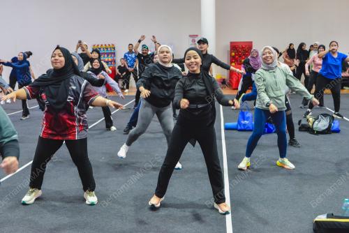 WAN ESURIYANTI WAN AHMAD