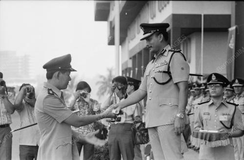 HARI POLIS