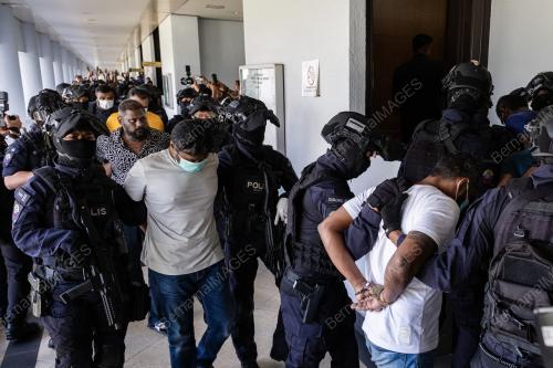 PERTUDUHAN 11 LELAKI AHLI KUMPULAN JENAYAH TERANCANG GENG RT6