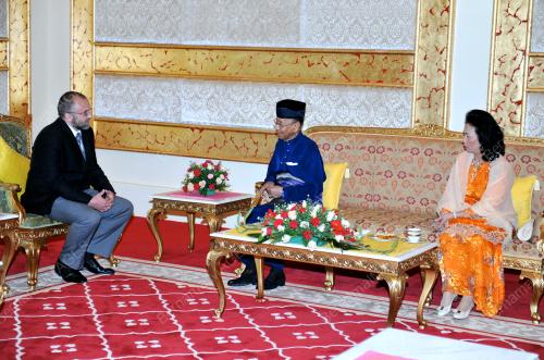 KL28_25062012_AGONG_DUTA