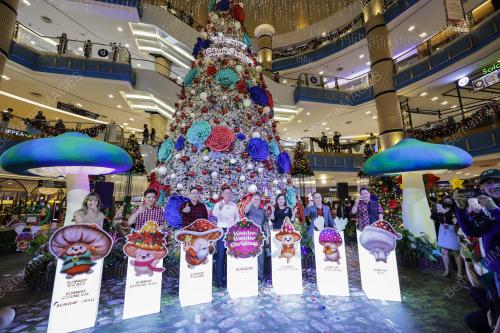 WANDER WONDER CHRISTMAS