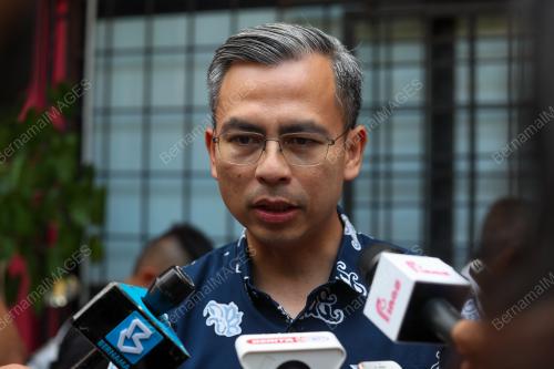 FAHMI FADZIL