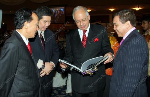MOHD NAJIB TUN ABDUL RAZAK
