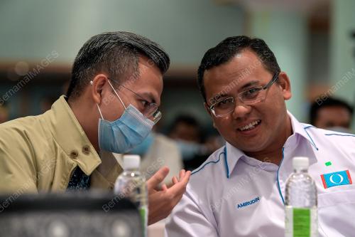 DATUK SERI AMIRUDIN SHARI