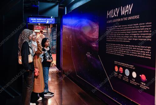 TINJAUAN PLANETARIUM NEGARA