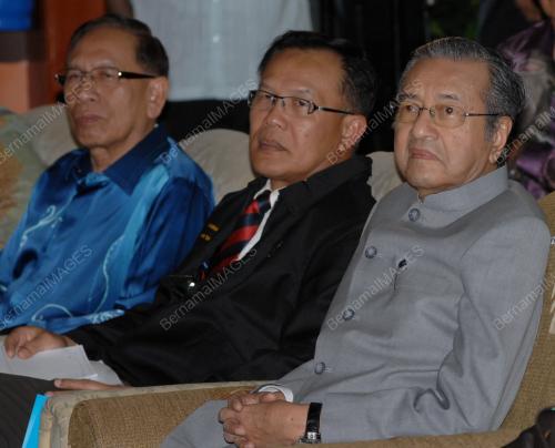 TUN MAHATHIR MOHAMAD