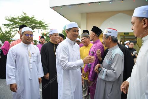 KL28_27052018_IFTAR_BN201805269407